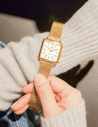 큐앤큐 QB51J-001Y 빈티지 여성 메탈 패션 아날로그 시계 메쉬밴드